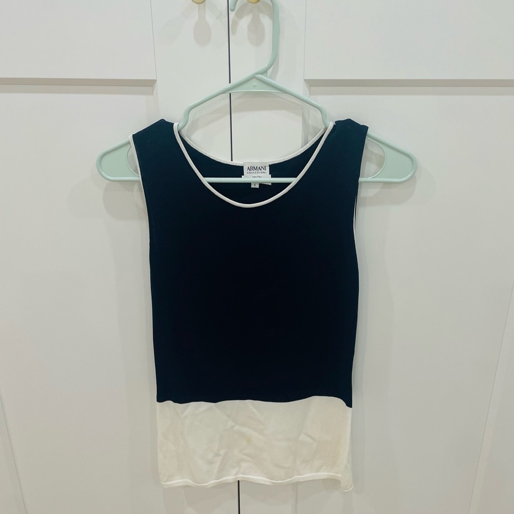 Armani Women shirt size 4 in good condition